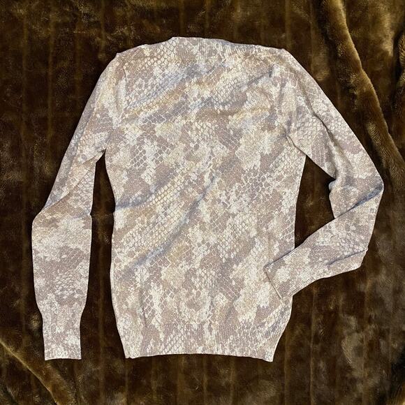 FLAWLESS Express S Silver Sparkle Animal Print Low V Knit Sweater Top - Picture 2 of 5